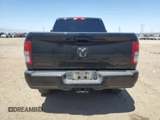 2024 Ram 2500 Big Horn z VIN 3C6UR5DL0RG298980, wystawiony jako Copart lot #59117305 z przebiegiem 16 610 mil mil oraz Szkoda całkowita • Salvage title. Historia ofert i sprzedaży dostępna na DreamBid. Obrazek 6.