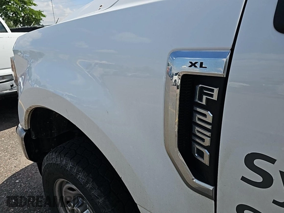 2020 Ford F-250 XL с VIN 1FT7X2B67LEC53718, выставлен на аукционе IAAI как лот 42743536 с пробегом 140 856 миль миль и . История ставок и продаж доступна на DreamBid. Изображение 15.