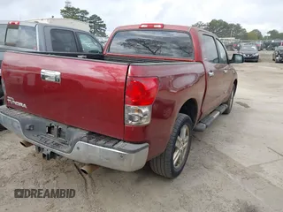 2007 Toyota Tundra Limited with VIN 5TFEV58147X027981, listed as a IAAI auction lot 41789128 with 233,593 mi miles and . Bid and sale history available at DreamBid. Image 4.