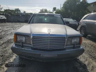 1987 Mercedes-Benz 300 with VIN WDBCB25DXHA362260, listed as a Copart auction lot 67910114 with 219,644 mi miles and Salvage Title. Bid and sale history available at carsss.com. Image 5.