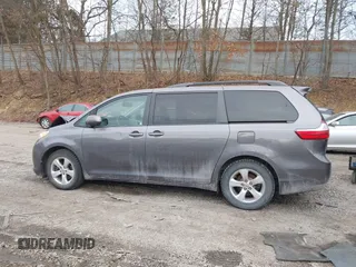 2015 Toyota Sienna LE AAS with VIN 5TDKK3DC6FS528608, listed as a IAAI auction lot 41492955 with 137,853 mi miles and . Bid and sale history available at DreamBid. Image 15.
