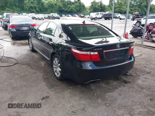 2009 Lexus LS 460 с VIN JTHCL46F495001545, выставлен на аукционе IAAI как лот 42578389 с пробегом 144 432 миль миль и . История ставок и продаж доступна на DreamBid. Изображение 3.