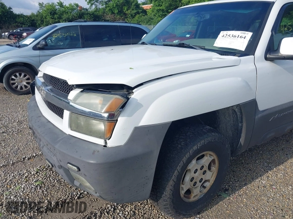 2004 Chevrolet Avalanche with VIN 3GNEC12T04G343801, listed as a IAAI auction lot 42536164 with 246,555 mi miles and . Bid and sale history available at DreamBid. Image 13.