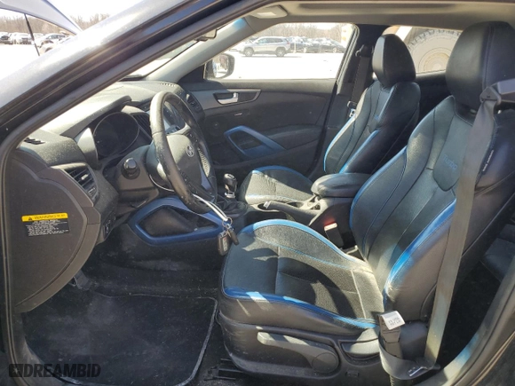 2013 Hyundai Veloster Turbo w/Black Int with VIN KMHTC6AE6DU101023, listed as a Copart auction lot 49153795 with 91,356 mi miles and Salvage Title. Bid and sale history available at carsss.com. Image 7.