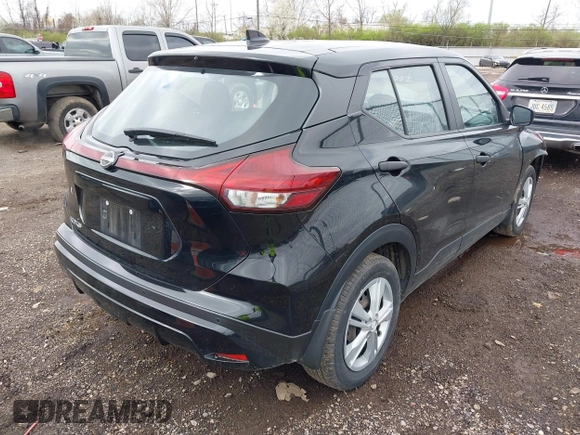 2022 Nissan Kicks S with VIN 3N1CP5BV0NL482271, listed as a IAAI auction lot 41918879 with 105,618 mi miles. Bid and sale history available at carsss.com. Image 4.