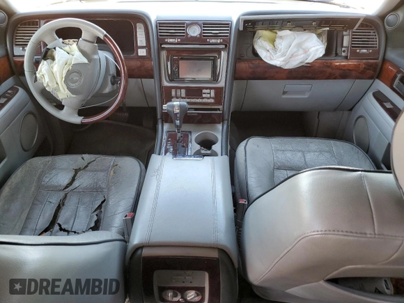 2006 Lincoln Navigator Luxury with VIN 5LMFU27526LJ08518, listed as a Copart auction lot 43039415 with 175,393 mi miles and Salvage Title. Bid and sale history available at carsss.com. Image 8.