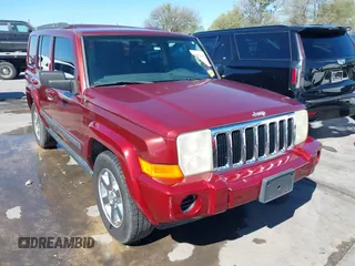 2007 Jeep Commander Sport with VIN 1J8HG48K27C658612, listed as a IAAI auction lot 41822663 with 232,920 mi miles. Bid and sale history available at carsss.com. Image 1.