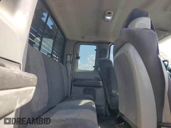 2002 Ford Super Duty F-250 XL with VIN 1FTNX21L62EC64514, listed as a Copart auction lot 67959914 with 354,142 mi miles and Salvage Title. Bid and sale history available at carsss.com. Image 10.