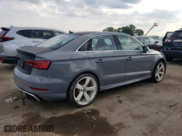 2019 Audi RS 3 z VIN WUABWGFFXKA903963, wystawiony jako Copart lot #59592684 z przebiegiem Nie podano mil oraz Czysty tytuł • Clean title. Historia ofert i sprzedaży dostępna na DreamBid. Obrazek 3.