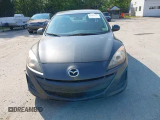 2011 Mazda 3 i Touring z VIN JM1BL1VF0B1900087, wystawiony jako IAAI lot #42462777 z przebiegiem 202 374 mil mil oraz . Historia ofert i sprzedaży dostępna na DreamBid. Obrazek 13.
