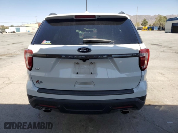 2018 Ford Explorer XLT z VIN 1FM5K7D83JGC69719, wystawiony jako Copart lot #54433405 z przebiegiem 84 581 mil mil oraz Szkoda całkowita • Salvage title. Historia ofert i sprzedaży dostępna na DreamBid. Obrazek 6.