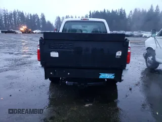 2008 Ford F-250 XL z VIN 1FTSW20598EA41367, wystawiony jako Copart lot #84403714 z przebiegiem 45 136 mil mil oraz Szkoda całkowita • Salvage title. Historia ofert i sprzedaży dostępna na DreamBid. Obrazek 6.