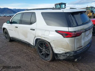 2023 Chevrolet Traverse Premier with VIN 1GNEVKKW5PJ174212, listed as a IAAI auction lot 41157841 with 33,077 mi miles. Bid and sale history available at carsss.com. Image 3.