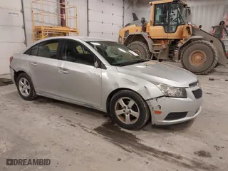 2014 Chevrolet Cruze 1LT with VIN 1G1PC5SB1E7119104, listed as a IAAI auction lot 41887771 with 173,734 mi miles. Bid and sale history available at carsss.com. Image 1.