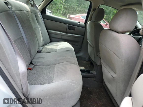 2004 Ford Taurus SE с VIN 1FAFP53204G153125, выставлен на аукционе Copart как лот 63232325 с пробегом 90 885 миль миль и Чистый • Clean title. История ставок и продаж доступна на DreamBid. Изображение 10.