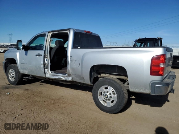 2014 Chevrolet Silverado 2500HD LT with VIN 1GC1CXCG5EF101004, listed as a Copart auction lot 85304134 with 136,107 mi miles and Salvage Title. Bid and sale history available at carsss.com. Image 2.