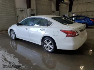 2013 Nissan Altima 2.5 SV with VIN 1N4AL3AP2DN452264, listed as a Copart auction lot 48031185 with 166,042 mi miles and Salvage Title. Bid and sale history available at carsss.com. Image 2.