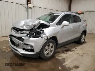 2020 Chevrolet Trax LT z VIN KL7CJPSBXLB023812, wystawiony jako Copart lot #86069054 z przebiegiem Nie podano mil oraz Szkoda całkowita • Salvage title. Historia ofert i sprzedaży dostępna na DreamBid. Obrazek 1.