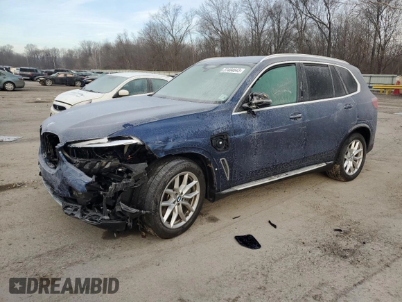 2021 BMW X5 xDrive45e with VIN 5UXTA6C03M9H87389, listed as a Copart auction lot 37404643 with 0 mi miles. Bid and sale history available at carsss.com. Image 1.