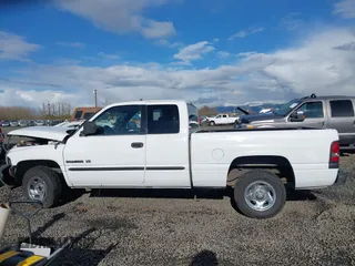 2001 Dodge 1500 z VIN 3B7HC12Y61G163039, wystawiony jako IAAI lot #41798694 z przebiegiem 94 609 mil mil oraz . Historia ofert i sprzedaży dostępna na DreamBid. Obrazek 15.