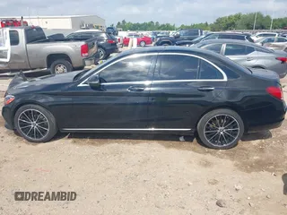 2020 Mercedes-Benz C 300 z VIN 55SWF8DB9LU325172, wystawiony jako IAAI lot #42287443 z przebiegiem 100 261 mil mil oraz . Historia ofert i sprzedaży dostępna na DreamBid. Obrazek 14.