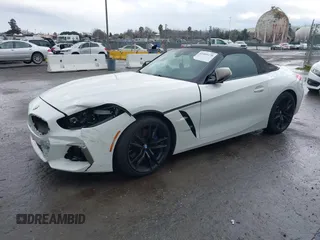 2020 BMW Z4 sDriveM40i with VIN WBAHF9C05LWW41161, listed as a IAAI auction lot 41505170 with 36,133 mi miles. Bid and sale history available at carsss.com. Image 2.
