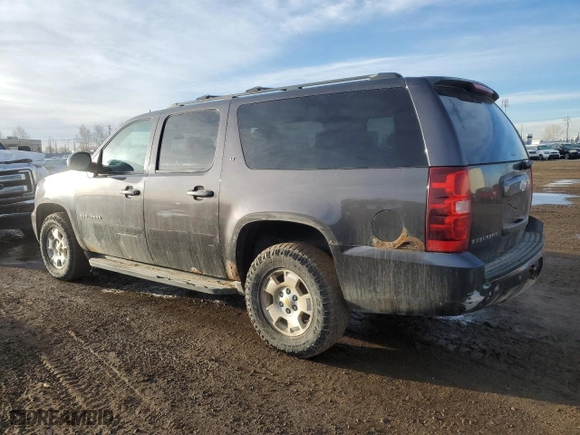 2010 Chevrolet Suburban LT with VIN 1GNUKJE33AR138995, listed as a Copart auction lot 46938435 with 281,335 mi miles and Clean Title. Bid and sale history available at carsss.com. Image 2.