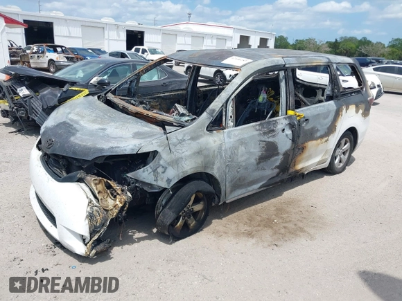 2015 Toyota Sienna L with VIN 5TDZK3DC2FS538700, listed as a IAAI auction lot 42180289 with Not provided miles and . Bid and sale history available at DreamBid. Image 2.