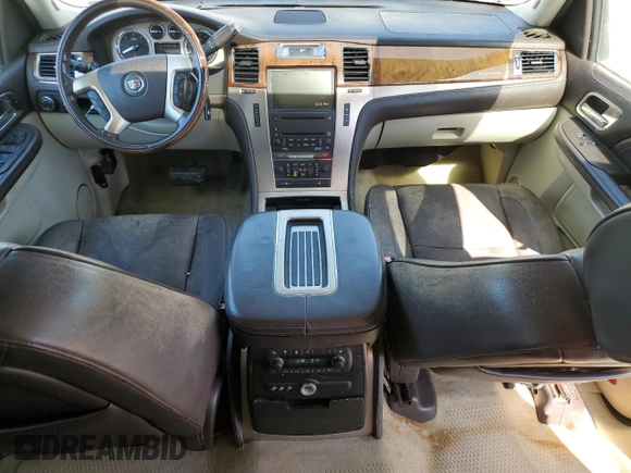 2009 Cadillac Escalade z VIN 1GYFC36249R171039, wystawiony jako Copart lot #41467275 z przebiegiem 150 248 mil mil oraz Czysty tytuł • Clean title. Historia ofert i sprzedaży dostępna na DreamBid. Obrazek 8.