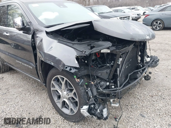 2019 Jeep Grand Cherokee Overland with VIN 1C4RJFCG6KC845761, listed as a IAAI auction lot 41542623 with 11,558 mi miles. Bid and sale history available at carsss.com. Image 18.
