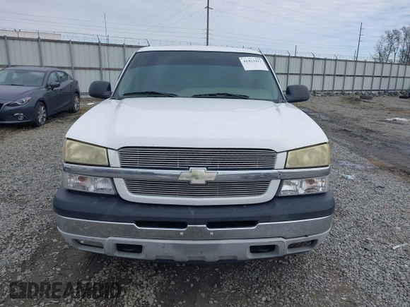 2005 Chevrolet Silverado 1500 z VIN 1GCEC19T65Z179681, wystawiony jako IAAI lot #41423413 z przebiegiem 267 006 mil mil oraz . Historia ofert i sprzedaży dostępna na DreamBid. Obrazek 12.