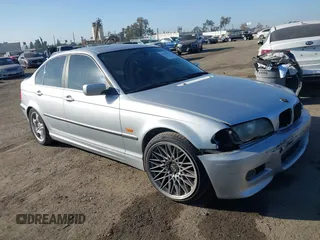 2001 BMW 3 Series 330i with VIN WBAAV53481JS96119, listed as a IAAI auction lot 41170028 with 244,973 mi miles. Bid and sale history available at carsss.com. Image 1.
