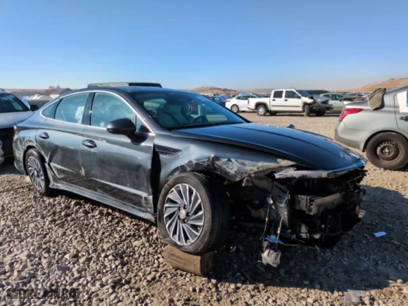 2024 Hyundai Sonata Hybrid SEL with VIN KMHL34JJ7RA090821, listed as a Copart auction lot 46698215 with 16,002 mi miles and Salvage Title. Bid and sale history available at carsss.com. Image 14.