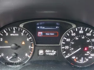2013 Nissan Pathfinder SL with VIN 5N1AR2MN5DC677329, listed as a IAAI auction lot 41984067 with 192,412 mi miles. Bid and sale history available at carsss.com. Image 7.