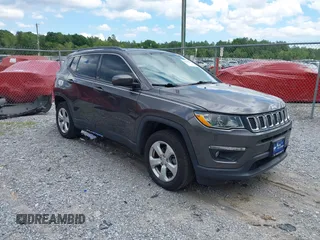 2020 Jeep Compass Latitude with VIN 3C4NJDBB9LT129693, listed as a IAAI auction lot 42238631 with 36,742 mi miles and . Bid and sale history available at DreamBid. Image 1.