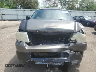 2004 Ford F-150 XL z VIN 1FTRF12W74NC16501, wystawiony jako Copart lot #57530505 z przebiegiem 186 508 mil mil oraz Szkody całkowita. Historia ofert i sprzedaży dostępna na DreamBid. Obrazek 5.