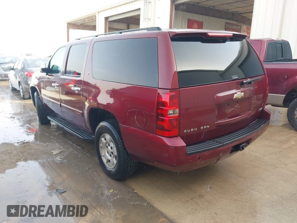2008 Chevrolet Suburban 2LT with VIN 3GNFK16308G293344, listed as a IAAI auction lot 41713960 with 187,907 mi miles and . Bid and sale history available at DreamBid. Image 3.