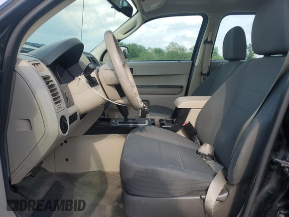 2012 Ford Escape XLS с VIN 1FMCU0C7XCKB39826, выставлен на аукционе Copart как лот 58989855 с пробегом 79 551 миль миль и Списание • Salvage title. История ставок и продаж доступна на DreamBid. Изображение 7.