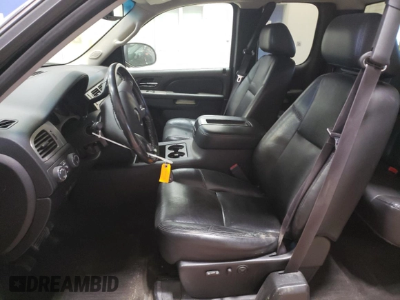 2013 Chevrolet Silverado 1500 LTZ with VIN 1GCRKTE72DZ414083, listed as a Copart auction lot 49009385 with 180,241 mi miles and Salvage Title. Bid and sale history available at DreamBid. Image 7.