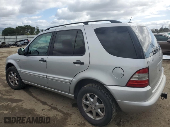 2000 Mercedes-Benz M 320/430/500 with VIN 4JGAB72E6YA213150, listed as a Copart auction lot 44859765 with 201,608 mi miles and Clean title. Bid and sale history available at DreamBid. Image 2.
