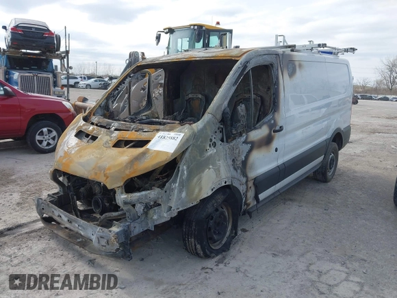 2018 Ford Transit with VIN 1FTYR1YM1JKB43857, listed as a IAAI auction lot 41825882 with Not Provided miles. Bid and sale history available at carsss.com. Image 2.