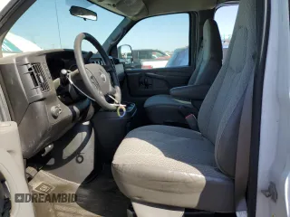 2008 Chevrolet Express Passenger z VIN 1GAHG39K381169612, wystawiony jako Copart lot #48710805 z przebiegiem 73 688 mil mil oraz Czysty tytuł • Clean title. Historia ofert i sprzedaży dostępna na DreamBid. Obrazek 7.