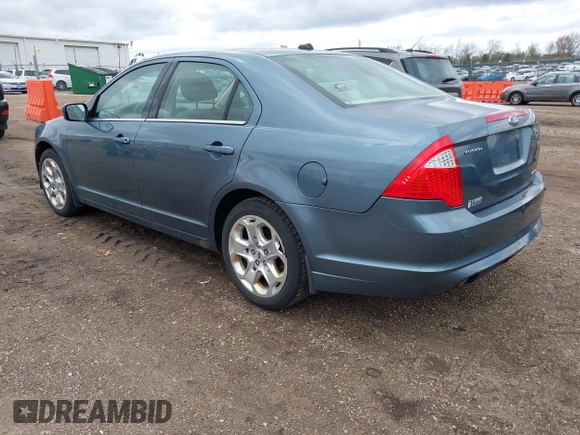 2011 Ford Fusion SE with VIN 3FAHP0HGXBR208217, listed as a IAAI auction lot 42098773 with 189,392 mi miles. Bid and sale history available at carsss.com. Image 3.