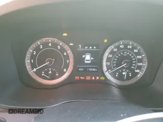 2022 Hyundai Venue SE z VIN KMHRB8A32NU149983, wystawiony jako Copart lot #51716165 z przebiegiem 110 238 mil mil oraz Szkoda całkowita • Salvage title. Historia ofert i sprzedaży dostępna na DreamBid. Obrazek 9.