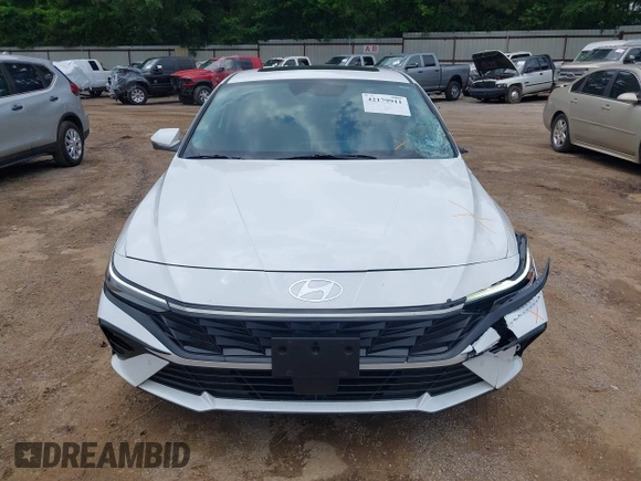 2024 Hyundai Elantra Limited with VIN KMHLP4DG5RU827792, listed as a IAAI auction lot 42179911 with 18,632 mi miles and . Bid and sale history available at DreamBid. Image 12.