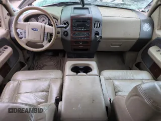 2005 Ford F-150 XLT with VIN 1FTPW14505KB44720, listed as a Copart auction lot 42206155 with 0 mi miles and Salvage Title. Bid and sale history available at carsss.com. Image 8.