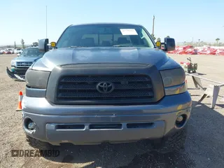 2007 Toyota Tundra Limited z VIN 5TFRV58177X020329, wystawiony jako IAAI lot #42270384 z przebiegiem 265 224 mil mil oraz . Historia ofert i sprzedaży dostępna na DreamBid. Obrazek 12.
