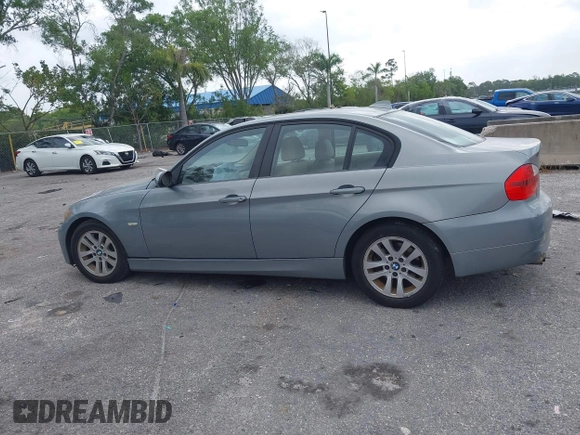 2006 BMW 3 Series 325i with VIN WBAVB135X6KX47659, listed as a IAAI auction lot 41915191 with 140,049 mi miles. Bid and sale history available at carsss.com. Image 14.