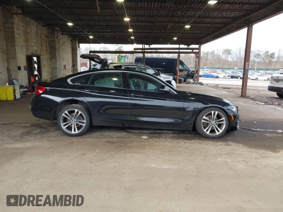 2018 BMW 4 Series 430i xDrive с VIN WBA4J3C51JBB97578, выставлен на аукционе IAAI как лот 41709570 с пробегом 76 733 миль миль и . История ставок и продаж доступна на DreamBid. Изображение 13.