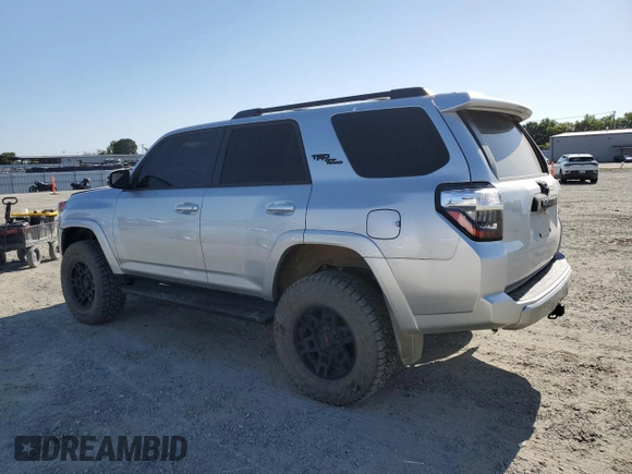 2020 Toyota 4Runner SR5 with VIN JTEBU5JR6L5796327, listed as a Copart auction lot 58656965 with 64,678 mi miles and Salvage title. Bid and sale history available at DreamBid. Image 2.